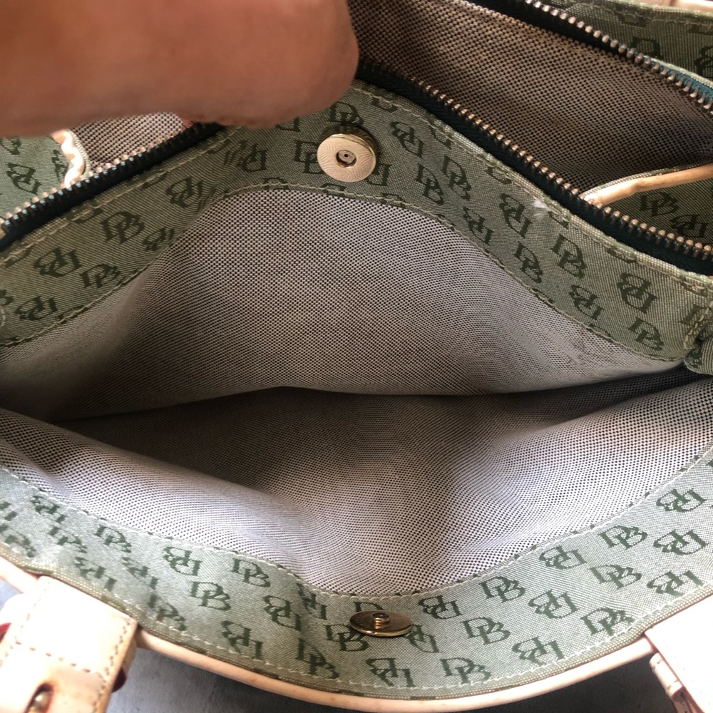 Designer Handbag - Picture 7 of 7